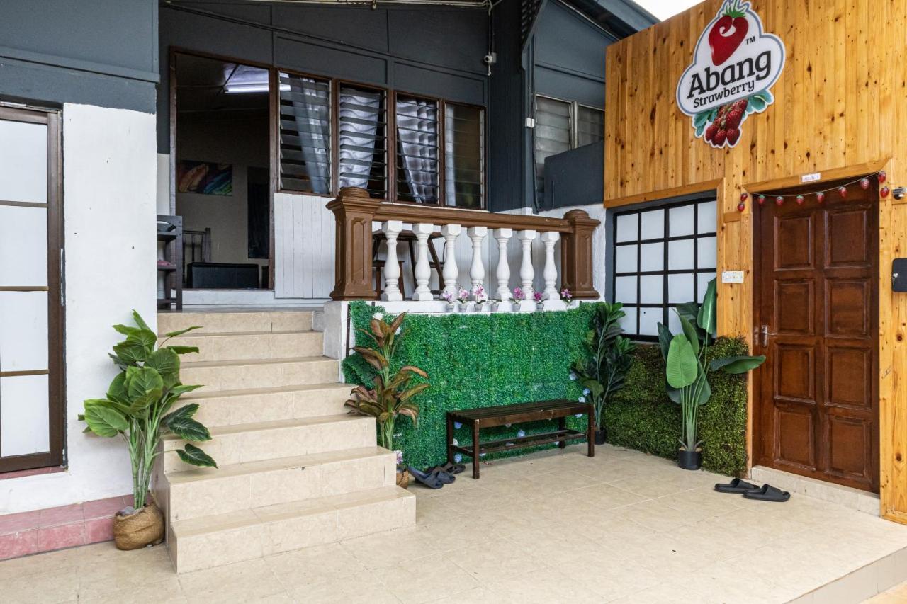 Aiza Homestay Opposite Abang Strawberry Taman Sedia Тана Рата Екстериор снимка